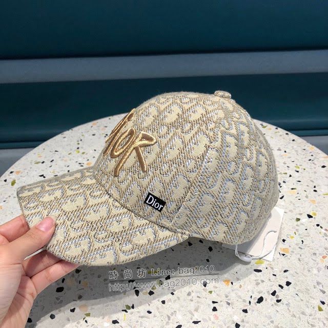 Dior男女同款帽子 迪奧2021春夏新款刺繡棒球帽鴨舌帽  mm1549